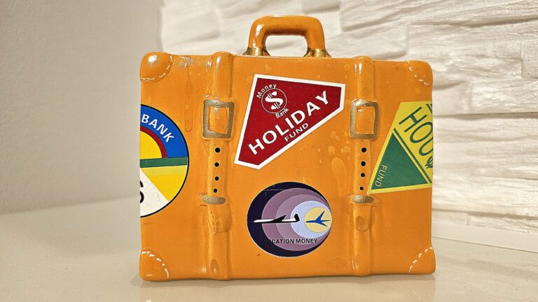 Geld sparen für Reisen Spardose