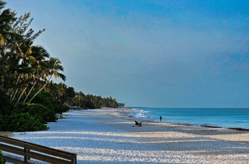 Strand in Naples